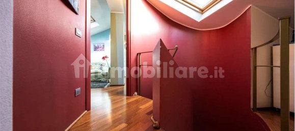 4 bedrooms Penthouse in Varese, Italy No. 163429 10