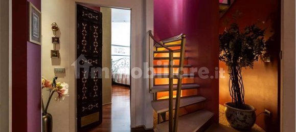 4 bedrooms Penthouse in Varese, Italy No. 163429 9