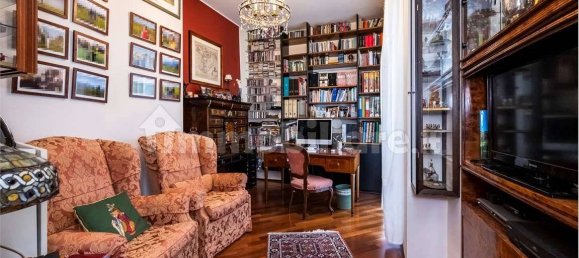 4 bedrooms Penthouse in Varese, Italy No. 163429 6