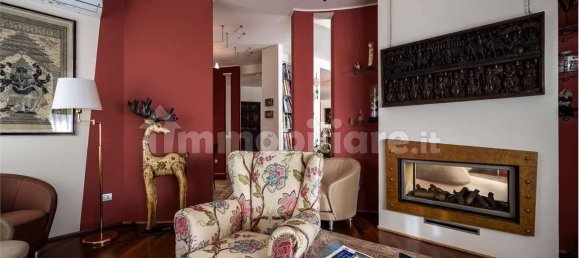 4 bedrooms Penthouse in Varese, Italy No. 163429 30