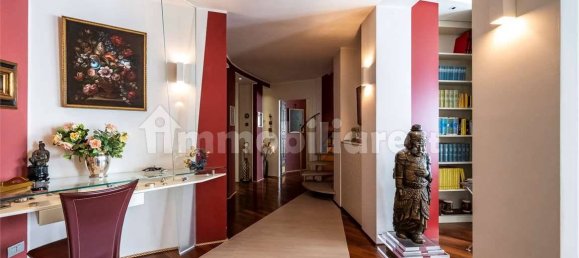 4 bedrooms Penthouse in Varese, Italy No. 163429 18
