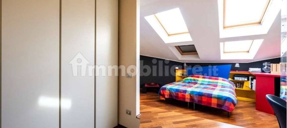 4 bedrooms Penthouse in Varese, Italy No. 163429 16