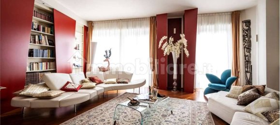 4 bedrooms Penthouse in Varese, Italy No. 163429 22