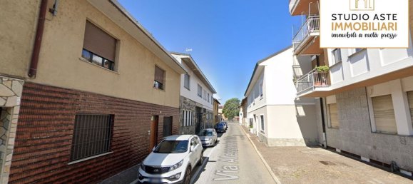 4 rooms Apartment in Turbigo, Italy No. 16810 20