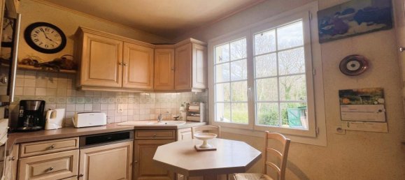 6 bedrooms House in Gouesnach, France No. 196939 5