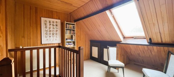 6 bedrooms House in Gouesnach, France No. 196939 10