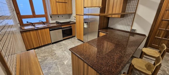 4 rooms Apartment in L'Aquila, Italy No. 299496 11