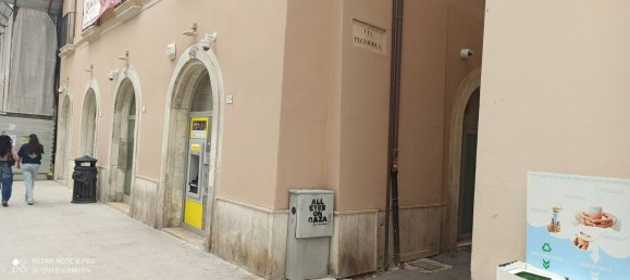 4 rooms Apartment in L'Aquila, Italy No. 299496 2