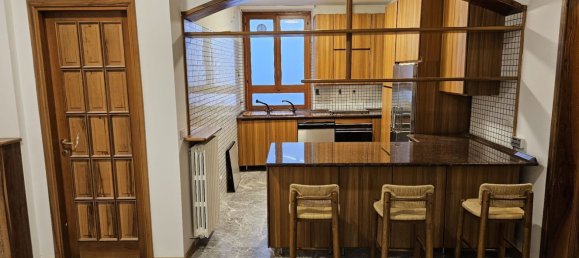4 rooms Apartment in L'Aquila, Italy No. 299496 10