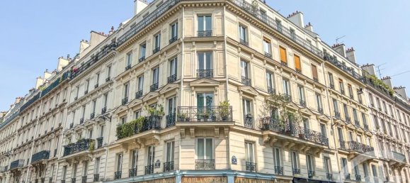 1 bedroom Apartment in Paris, France No. 149455 2