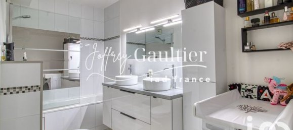 2 bedrooms Duplex in Bezons, France No. 308571 9