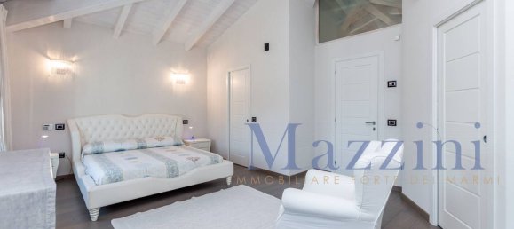 8 rooms Villa in Forte dei Marmi, Italy No. 304290 36