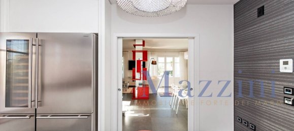 8 rooms Villa in Forte dei Marmi, Italy No. 304290 14