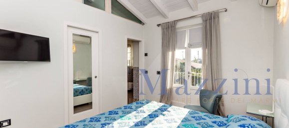 8 rooms Villa in Forte dei Marmi, Italy No. 304290 24