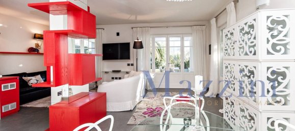 8 rooms Villa in Forte dei Marmi, Italy No. 304290 17