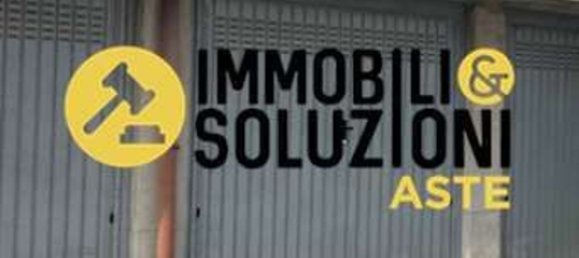 3 rooms Apartment in Vigevano, Italy No. 196889 16