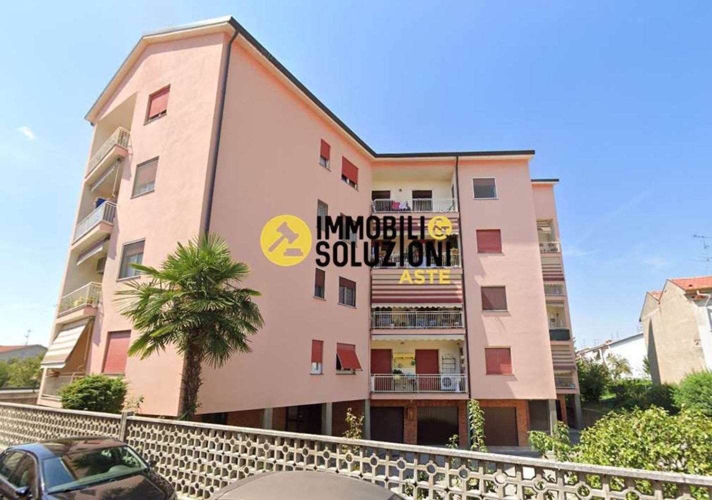 3 rooms Apartment in Vigevano, Italy No. 196889