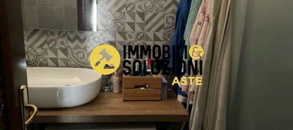 3 rooms Apartment in Vigevano, Italy No. 196889 9