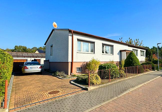 7-salle Maison à Stendal, Germany No. 142308