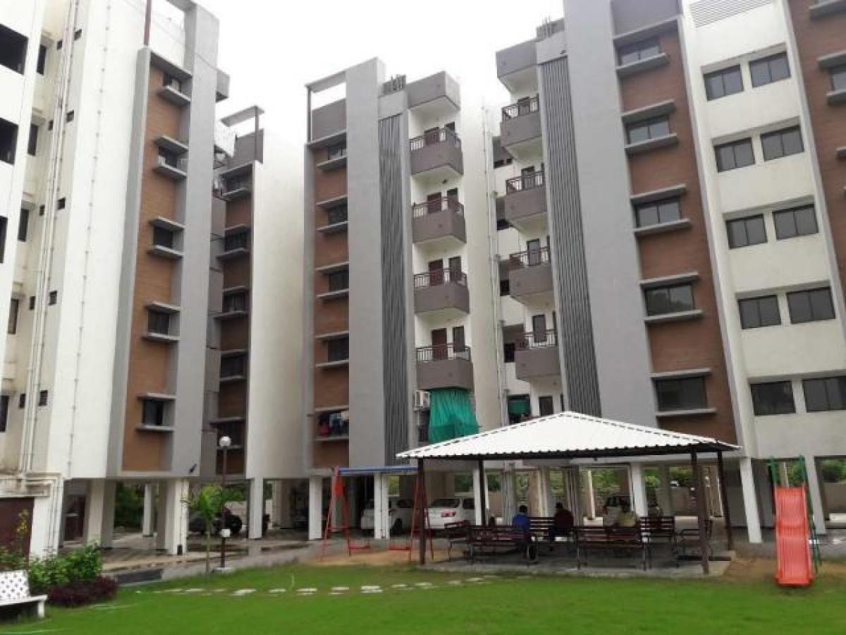 2 bedrooms House in Amdavad, India No. 48711