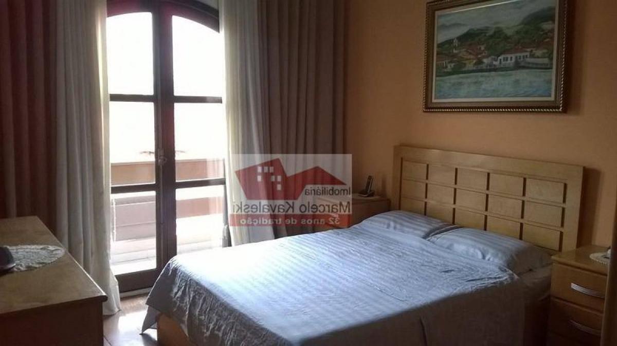 Дом с 3 спальнями в Сан-Паулу, Бразилия № 522508