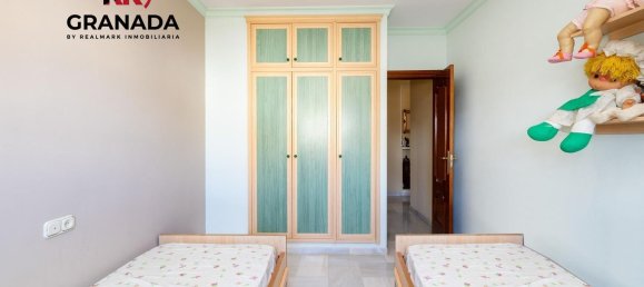 Casa de 4 dormitorios en Cúllar Vega, Spain No. 26269 19