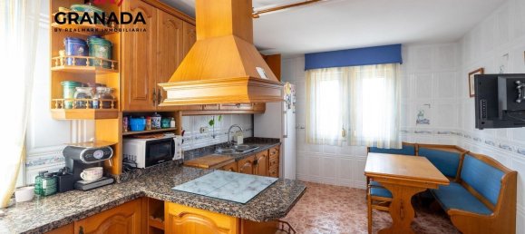 Casa de 4 dormitorios en Cúllar Vega, Spain No. 26269 8