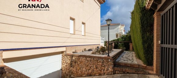 Casa de 4 dormitorios en Cúllar Vega, Spain No. 26269 39