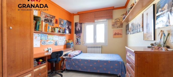 Casa de 4 dormitorios en Cúllar Vega, Spain No. 26269 21