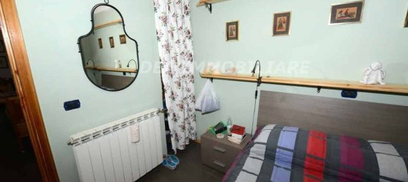 1 Schlafzimmer Wohnung in Rocca di Cambio, Italy, Nr. 105334 3
