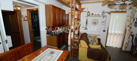 1 Schlafzimmer Wohnung in Rocca di Cambio, Italy, Nr. 105334 20