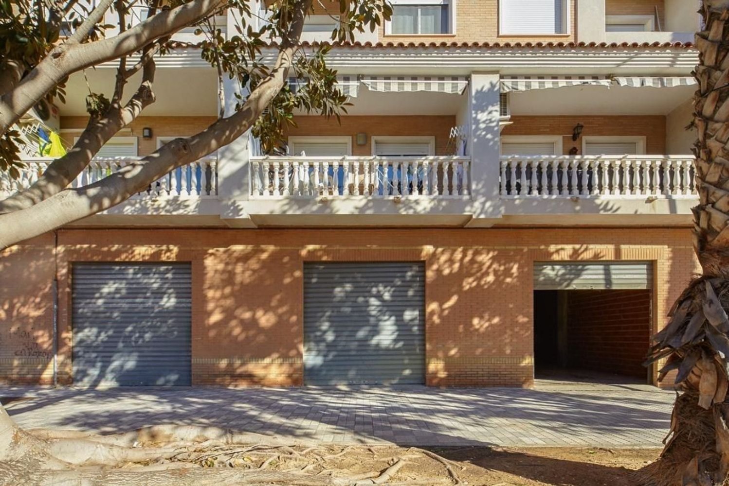 Gewerbliche Immobilie in Valencia, Spain 348m², Nr. 234948