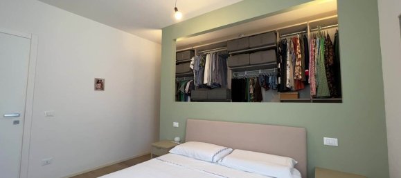 5 rooms House in Follo, Italy No. 263411 21