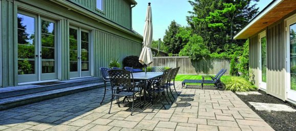 4 bedrooms House in Burlington, Canada No. 552 9