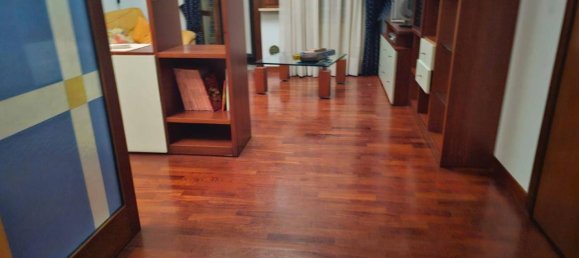 Квартира с 6 комнатами в Фрозиноне, Италия № 166446 4