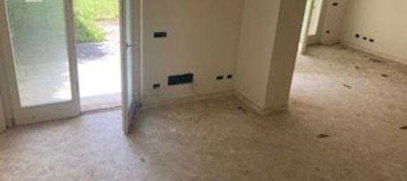 6 rooms Villa in Forte dei Marmi, Italy No. 129543 2