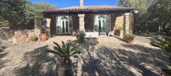 Вилла с 5 комнатами в Ольбия, Италия № 233876 16