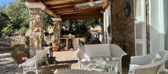 Вилла с 5 комнатами в Ольбия, Италия № 233876 2