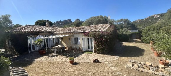 Вилла с 5 комнатами в Ольбия, Италия № 233876 24