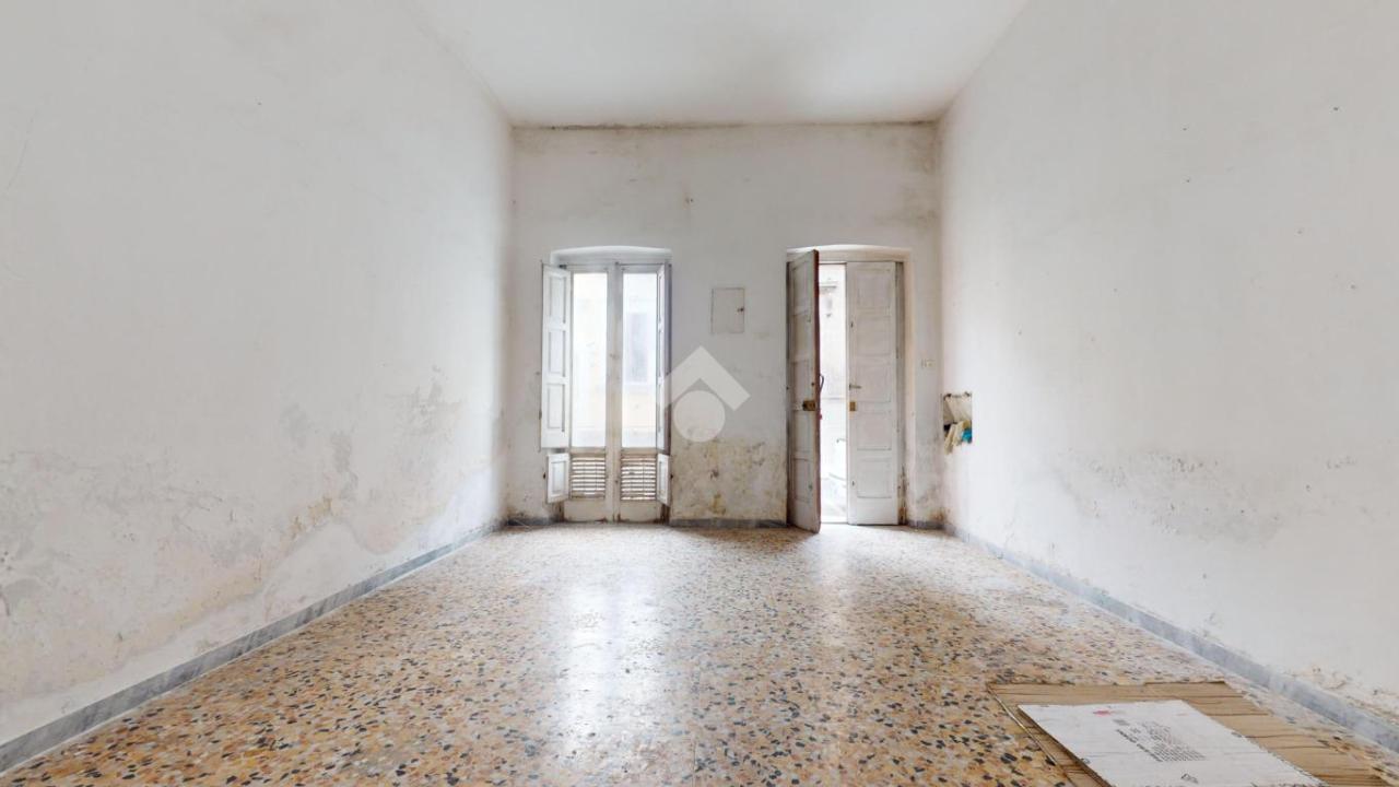 3-salle Maison à Francavilla Fontana, Italy No. 18722