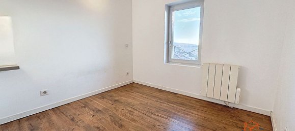 Apartamento de 1 dormitorio en Gex, France No. 257532 4