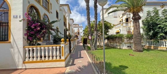 3 Schlafzimmer Doppelhaus in Torrevieja, Spain, Nr. 188029 6