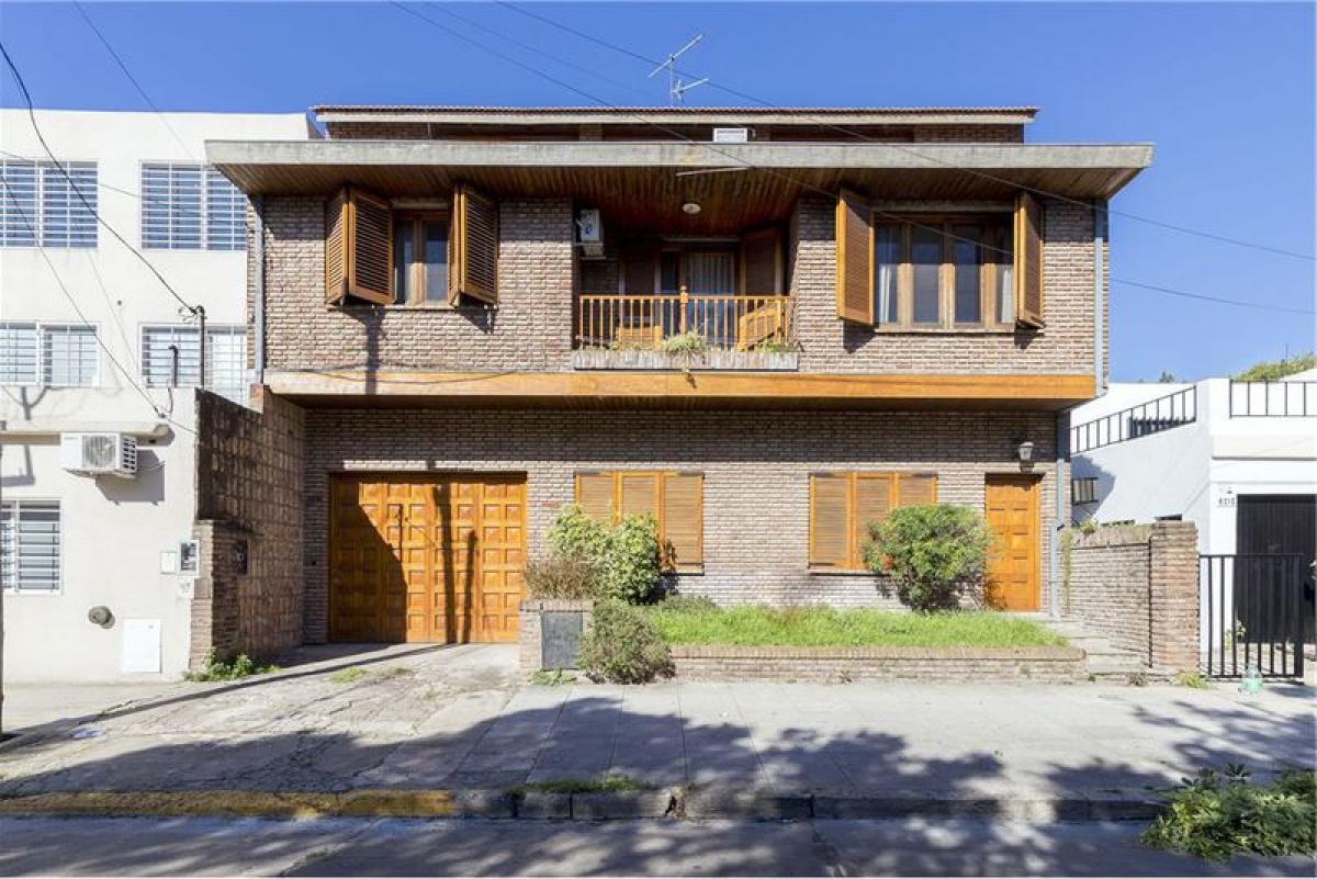 4 bedrooms House in San Isidro, Argentina No. 62440