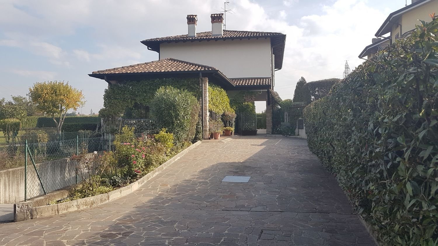 5 rooms Villa in Treviglio, Italy No. 122930