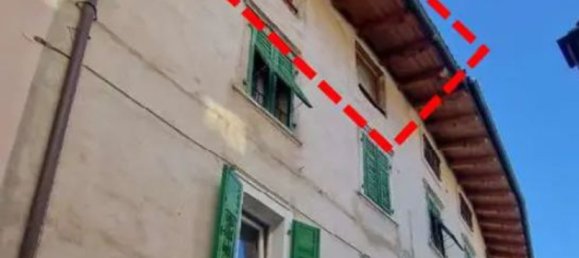 7 rooms Apartment in Volano, Italy No. 50714 6