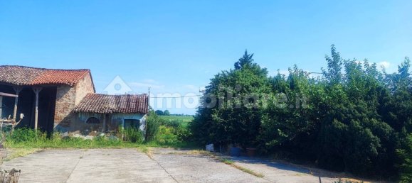 3 bedrooms House in Viadana, Italy No. 303475 5