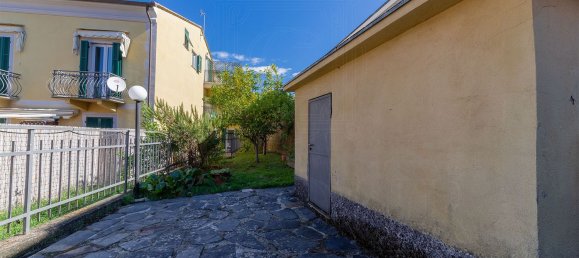 Apartamento T2 em Cogorno, Italy N.º 327478 18