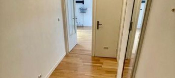 1 bedroom Apartment in Pontoise, France No. 307620 4