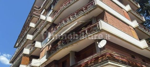 5 bedrooms Apartment in Avellino, Italy No. 302082 3