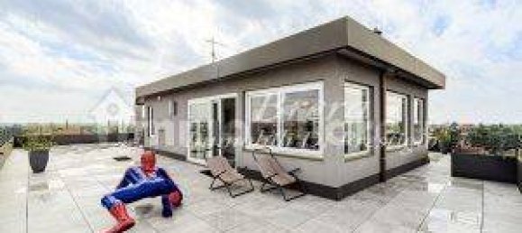 3 bedrooms Penthouse in Villasanta, Italy No. 330980 2